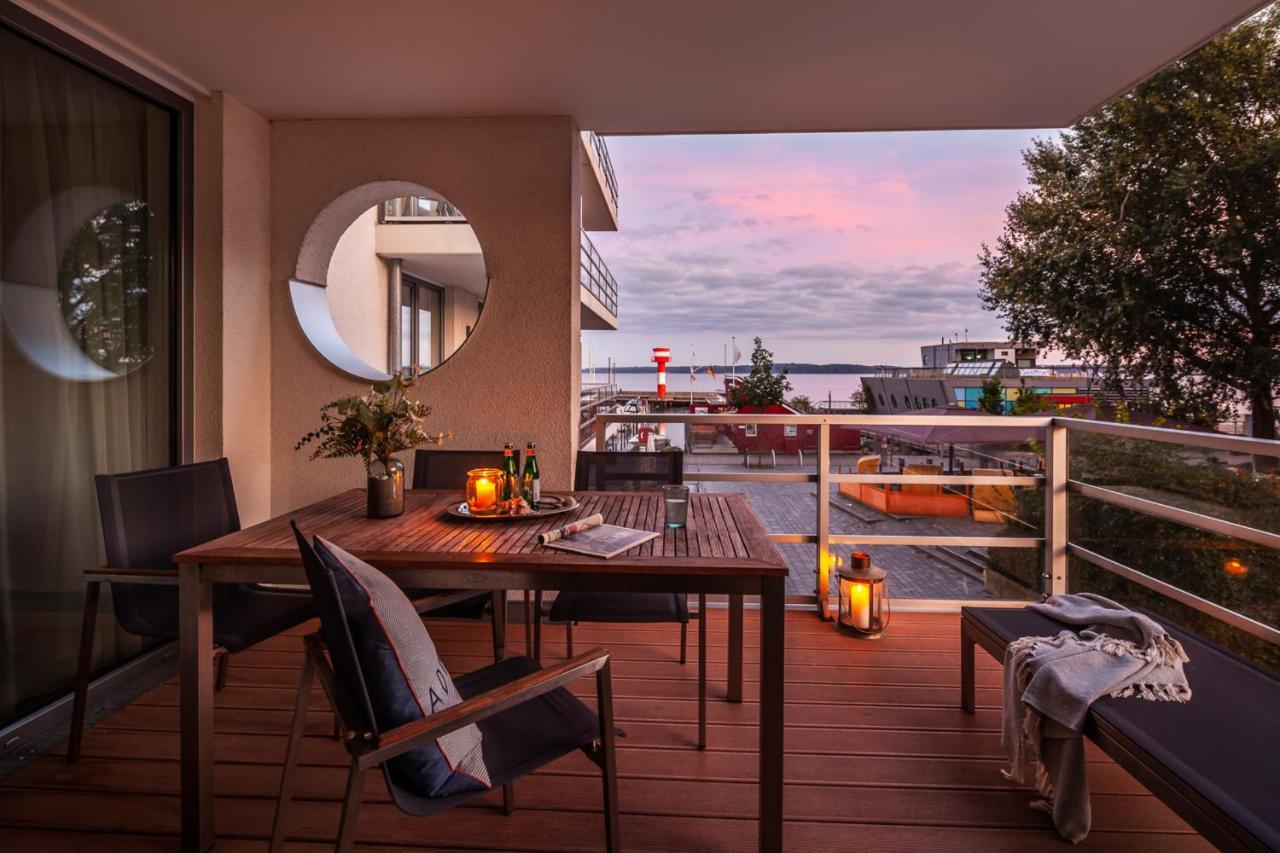 Apartmenthaus Hafenspitze Ap 5 - "Am Yachthafen 5" - Blickrichtung Offenes Meerstrandpromenade Eckernförde Exterior foto